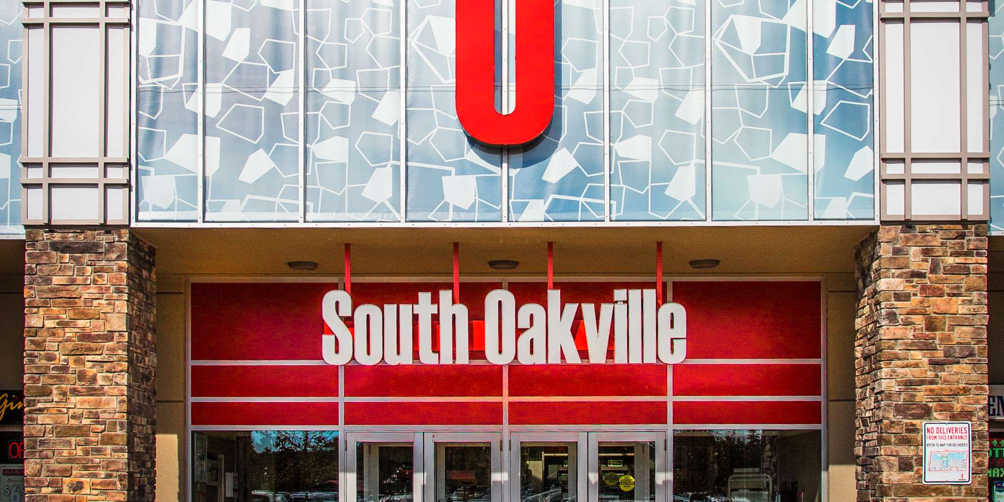 South Oakville shopping and services near West Oakville, Oakville, Ontario