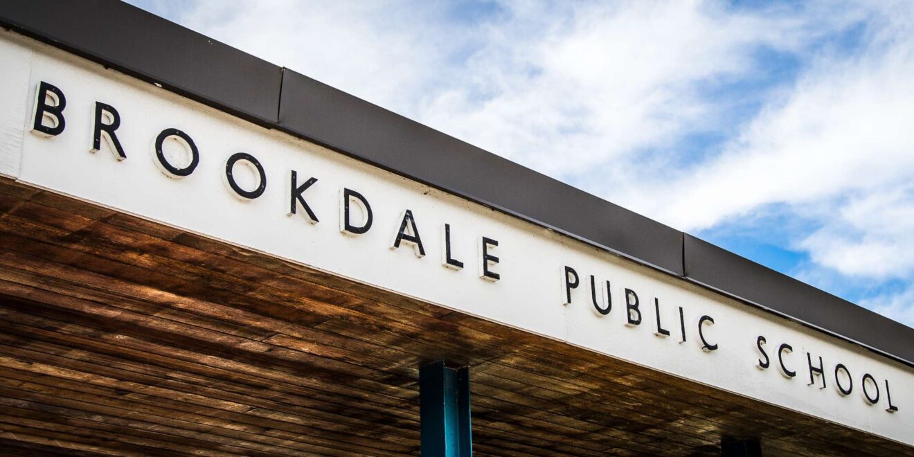 Brookdale Public School sign in West Oakville, Oakville, Ontario