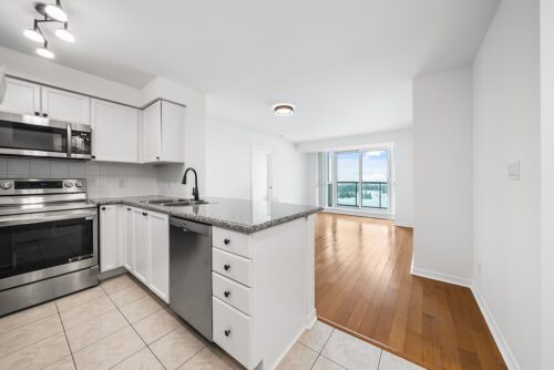 4879 kimbermount ave mississauga