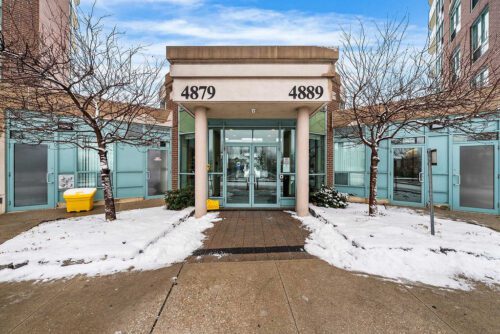 4879 kimbermount ave mississauga