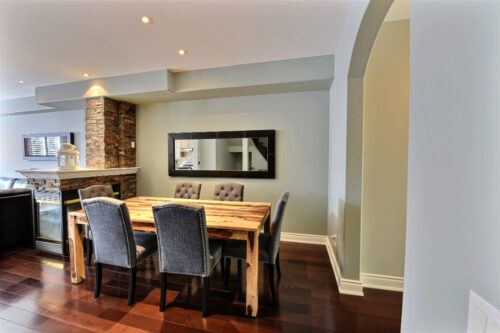 Dining room with hardwood floors in three bedroom townhouse for lease Bronte Oakville