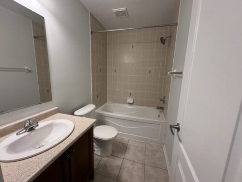Full bathroom with soaker tub and vanity, 829 Fowles Court, Hawthorne Village, Milton