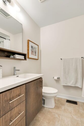 walters lane grimsby bathroom